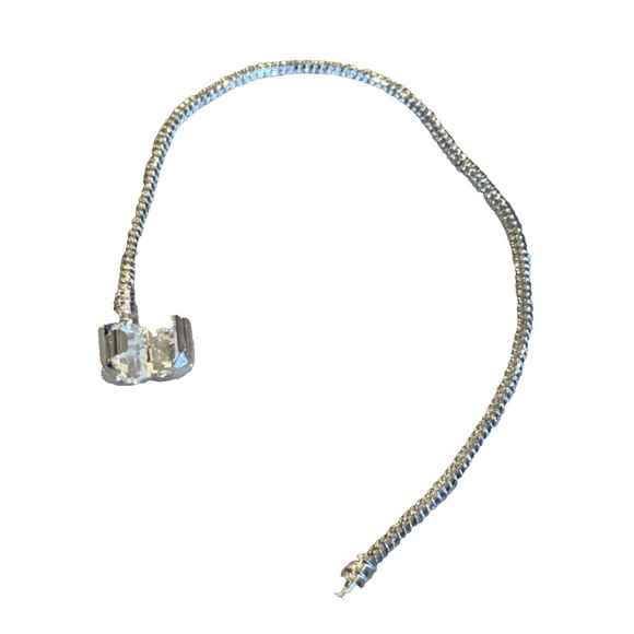 Celebrity Cruise Lines Collectible Charm Bracelet Flip Flop and Oyster Charms - Picture 14 of 15